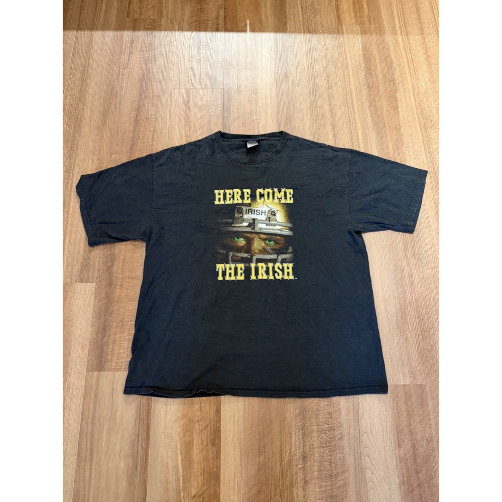 JanSport T-Shirt Mens XXL Black Notre Dame Here Come The Irish Vintage Graphic